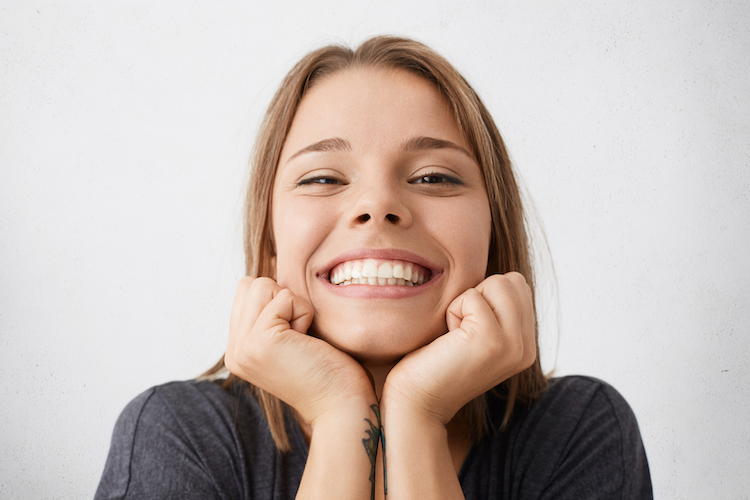 Descubre la belleza integral: combina tratamientos estéticos dentales y faciales